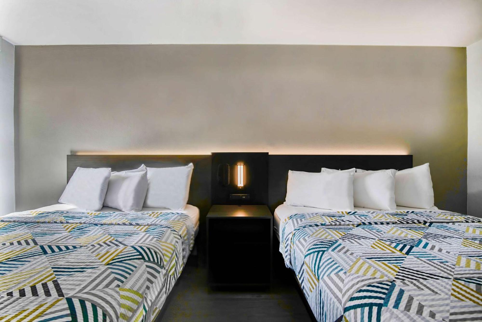 Motel 6 Atlanta, Ga - Midtown Esterno foto